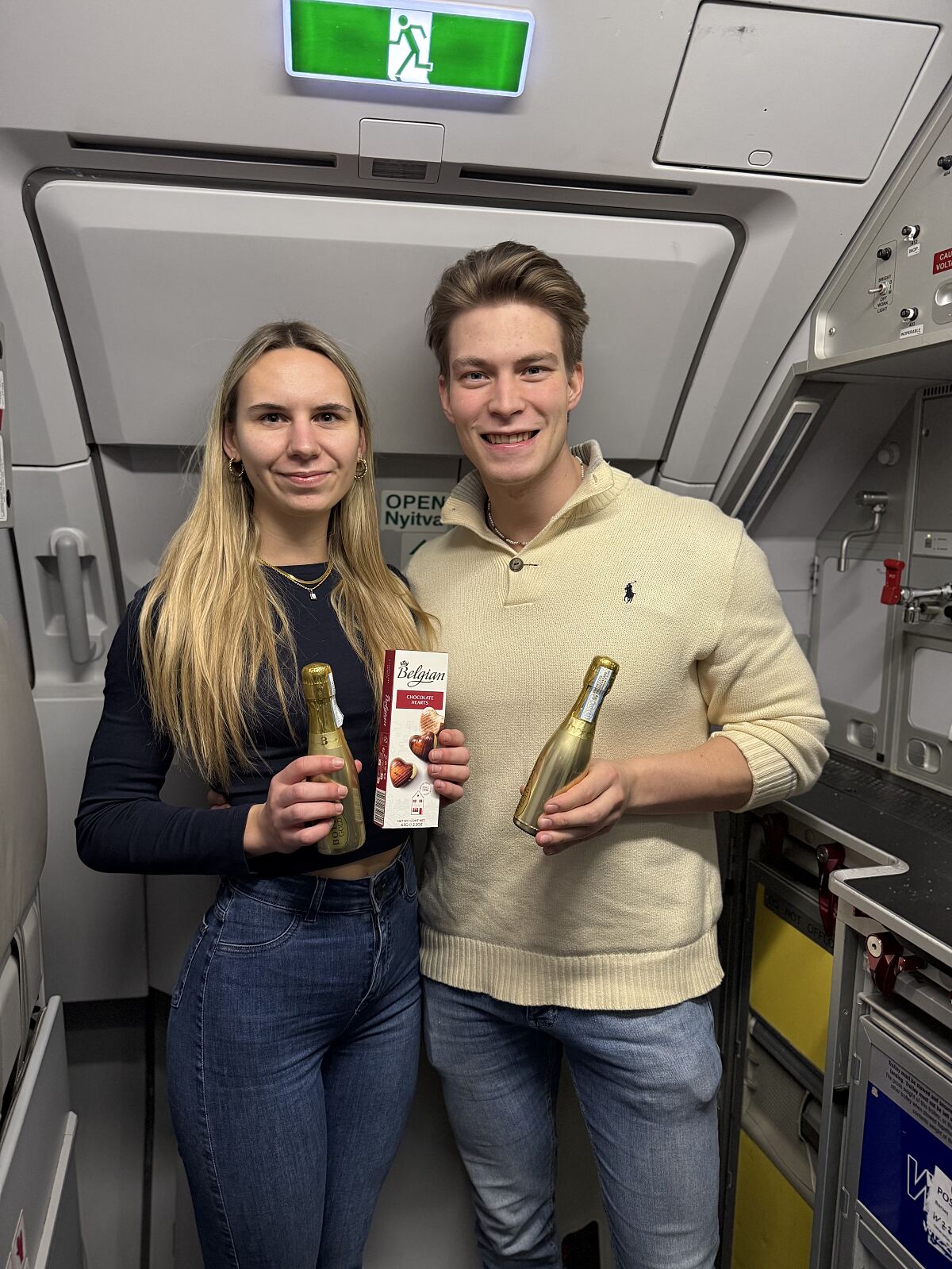 Wizz Air Valentines Couple VIE-BCN