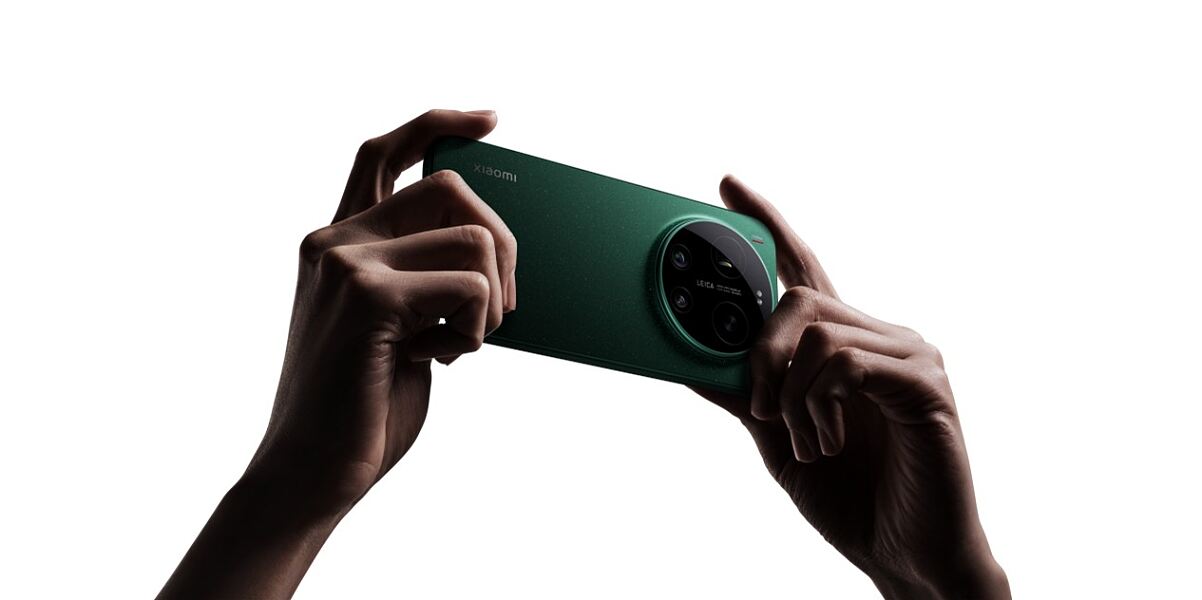 Xiaomi 17 Series Handhold