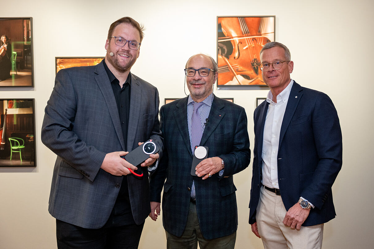Florian Lindebner; Director Marketing & PR Xiaomi Österreich_Dr. Andreas Kaufmann, Aufsichtsratvorsitzender Leica Camera AG_Alexander Sedlak, Managing Director Leica Camera Austria