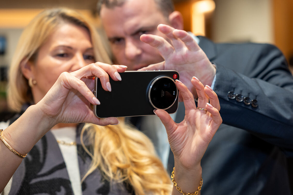 Leica Leitzphone powered by Xiaomi (2)