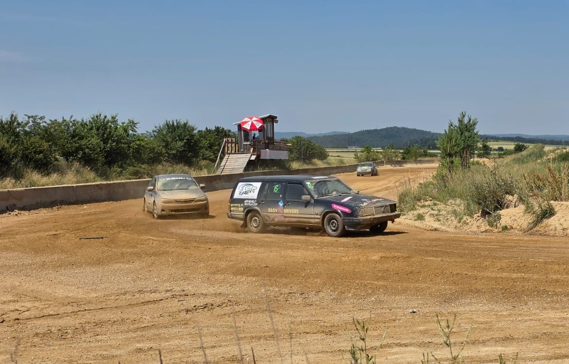EASY DRIVERS NO ROADRUNNING