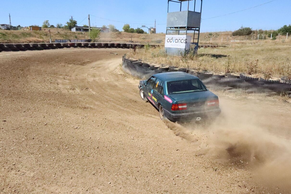 EASY DRIVERS NO ROADRUNNING