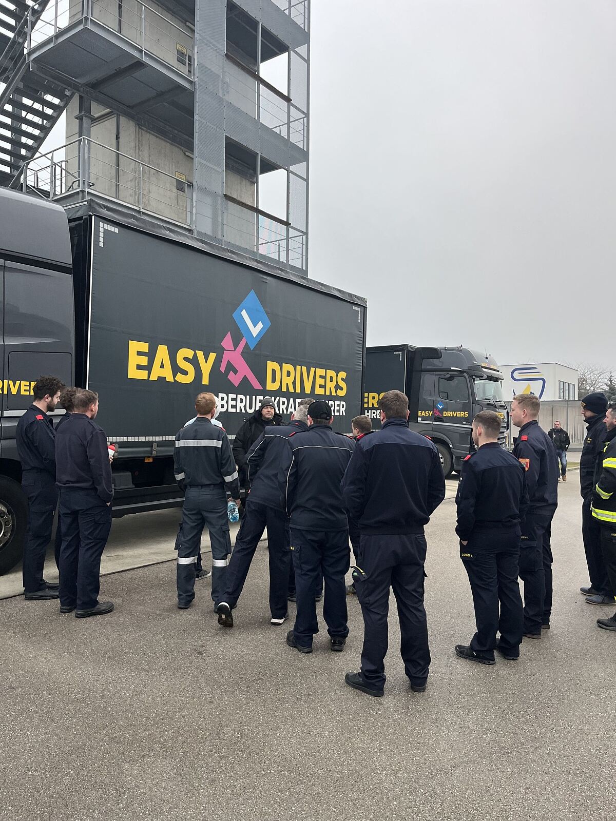 EASY DRIVERS_Feuerwehschulung_TeilnehmerInnen_