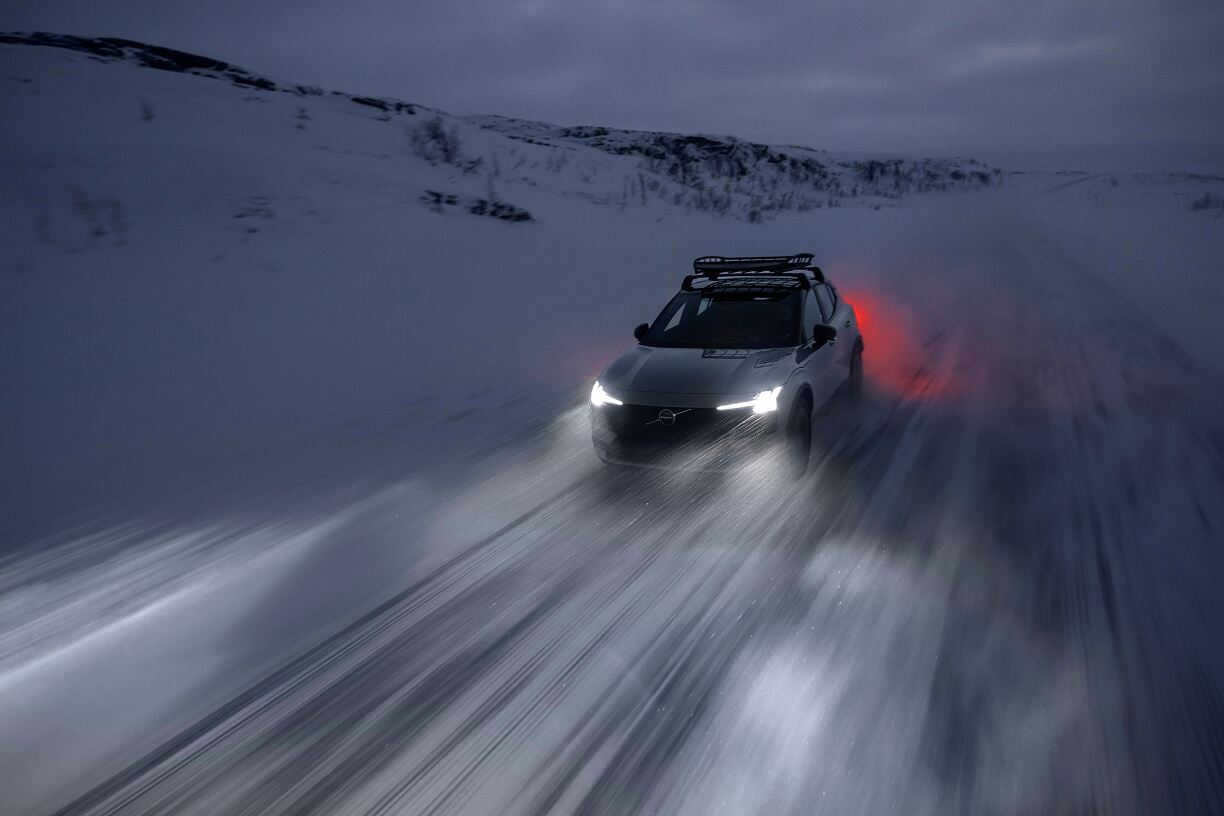 Volvo_EX30 Cross Country