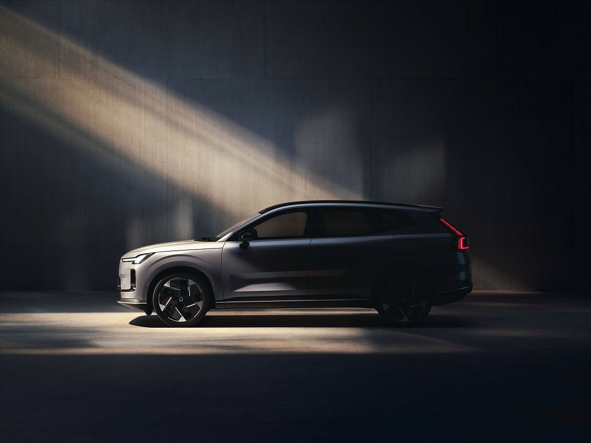 Volvo_XC70