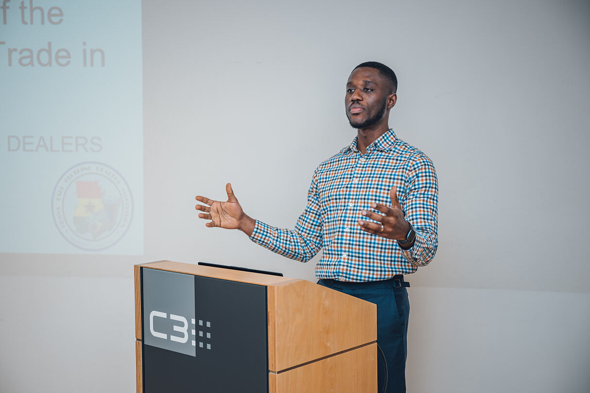 Marlvin Owusu, GUCDA Vorstandsmitglied bei Studienpräsentation Sept 2024 Wien, (c) Niklas Schnaubelt