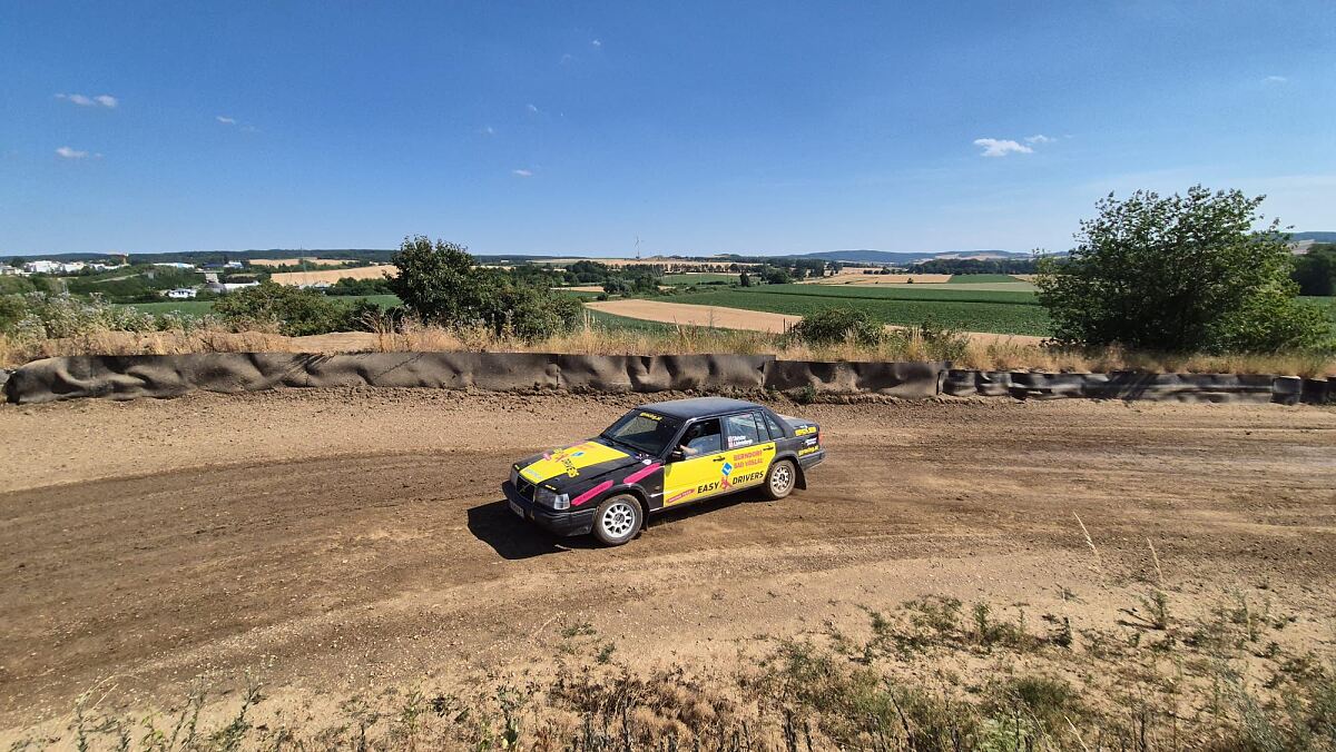 EASY DRIVERS_NO ROADRUNNING_