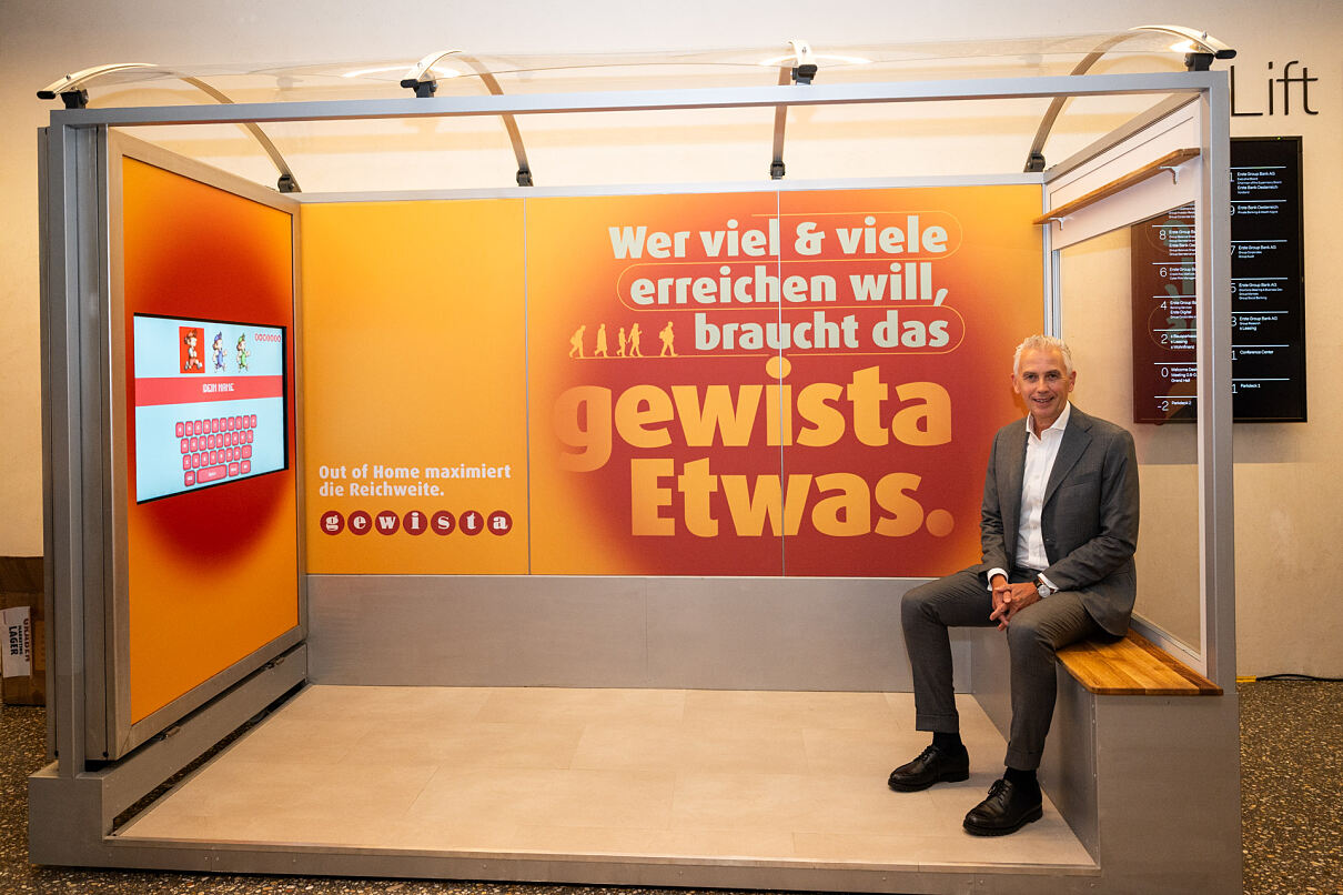 Gewista_Mobile Wartehalle_© Christoph Dittrich