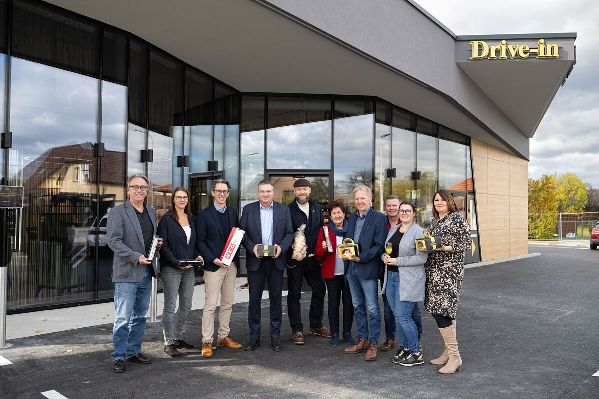 DerMann_Pre-Opening Drive In Filiale_